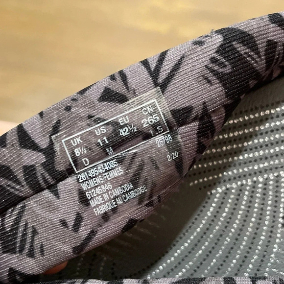 NWOT CLARKS ARLA GLISON WOMEN Sandals in Black Interest - Picture 3 of 11